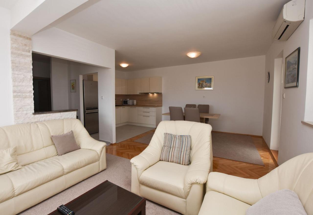 Apartments Danica Primosten Exterior photo