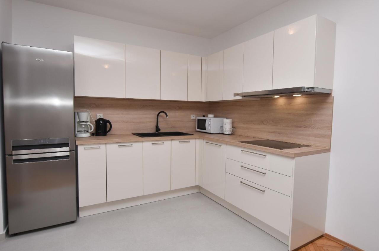 Apartments Danica Primosten Exterior photo