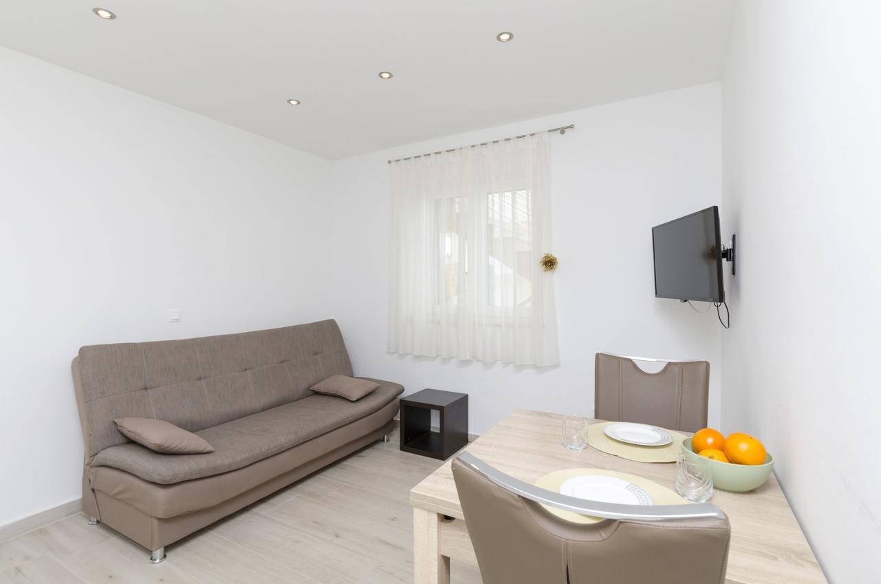 Apartments Danica Primosten Exterior photo