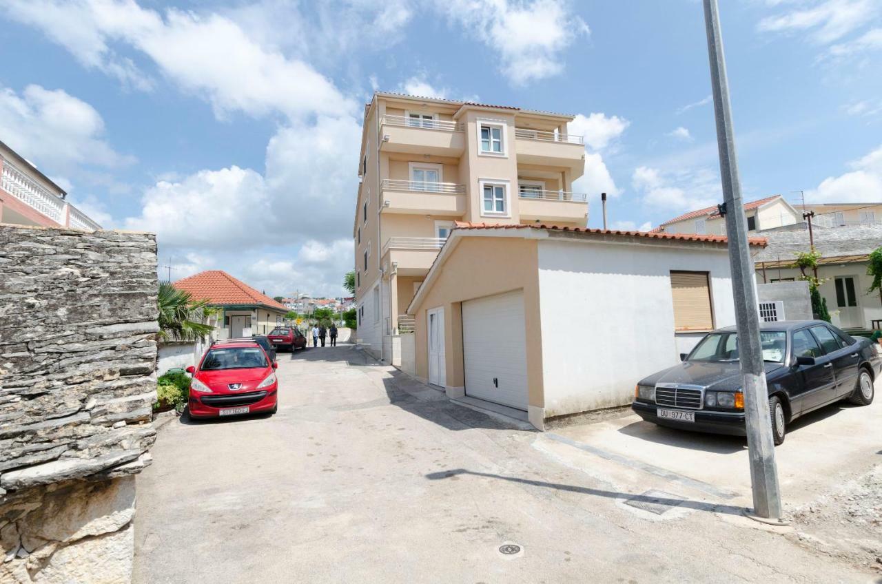 Apartments Danica Primosten Exterior photo